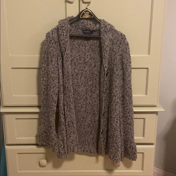 Grey sweater - Picture 1 of 5